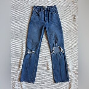 The Ankle Straight Ultra High Rise jeans, Abercrombie and Fitch